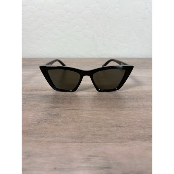Le Specs Velodrome 2352215 Black‎ Women\'s Sunglasses- EUC main image 5